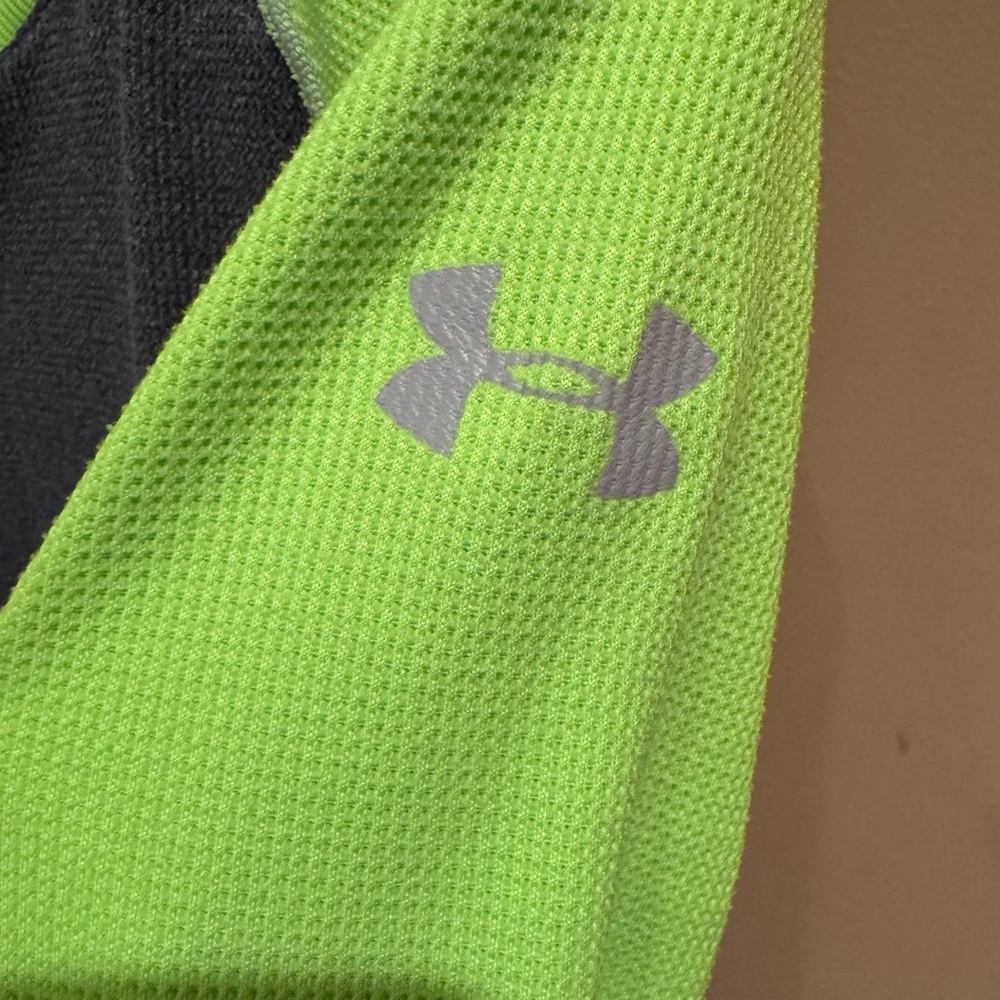Under Armour Men's Neon Green and Charcoal Long Sleeve Tee Size Large - Picture 3 of 6